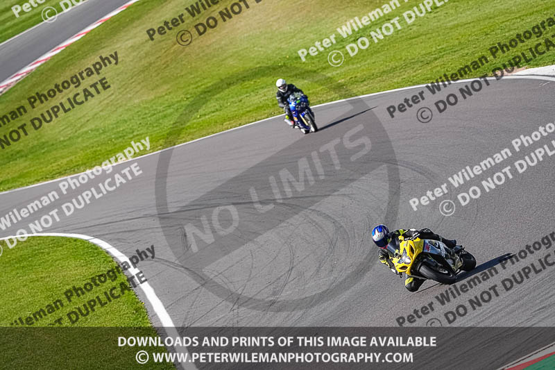 donington no limits trackday;donington park photographs;donington trackday photographs;no limits trackdays;peter wileman photography;trackday digital images;trackday photos